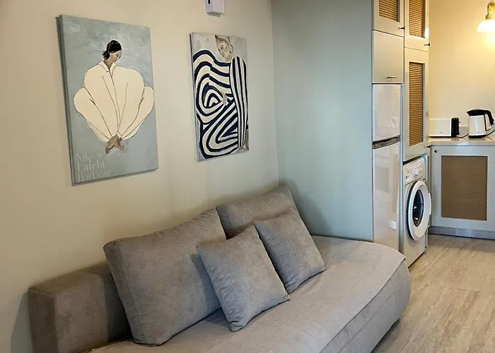 Apartment Nikos Harbour Lachi